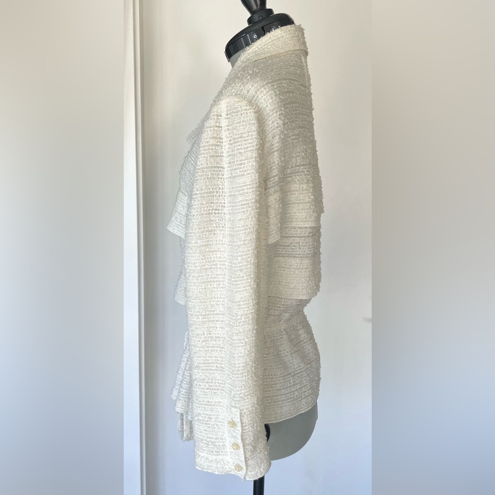 >SOLD< CHANEL Lightweight blousy blazer, gathered waist, camellia buttons, CC, - Picture 5 of 16